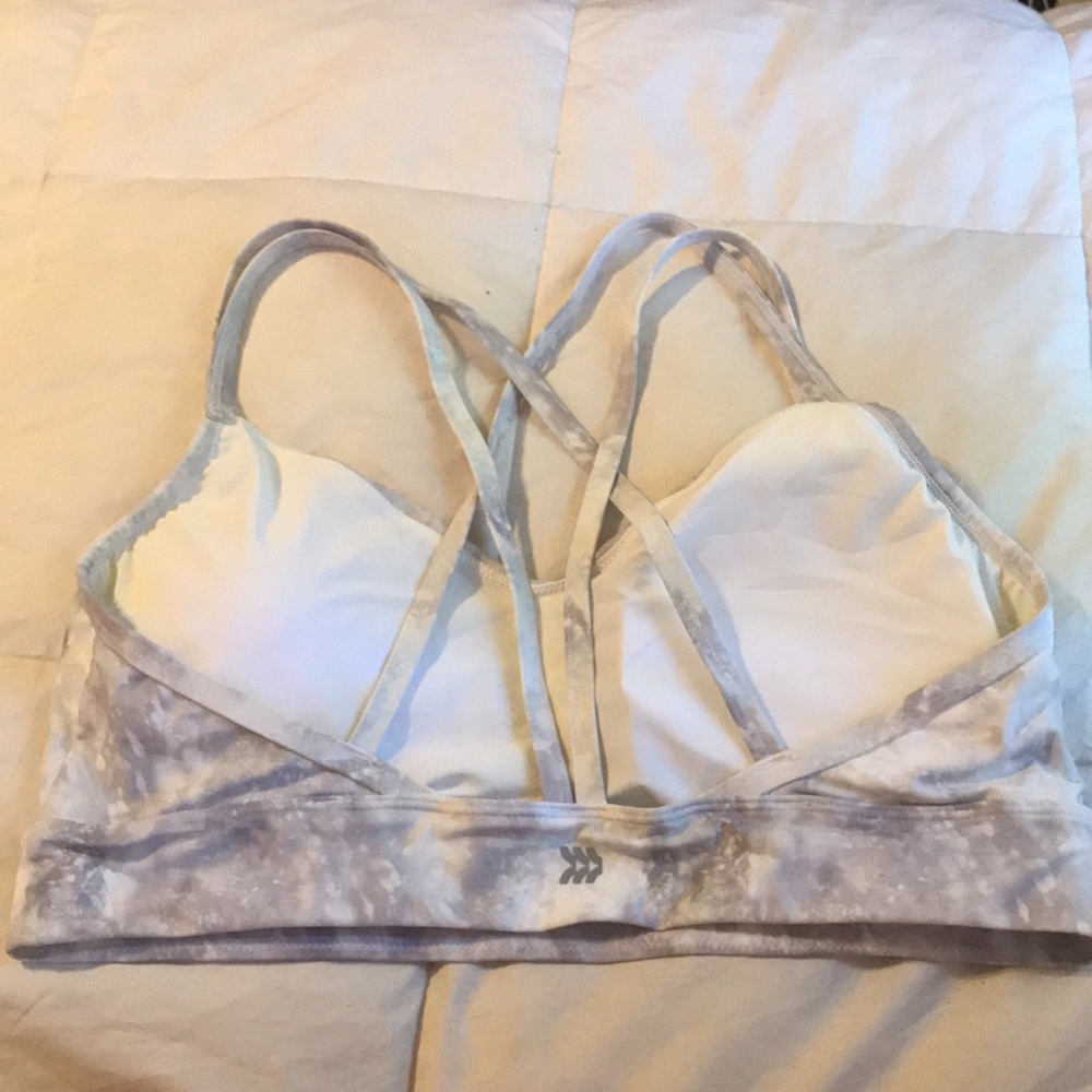All in Motion Sports bra 💪🏼 - Picture 2 of 2